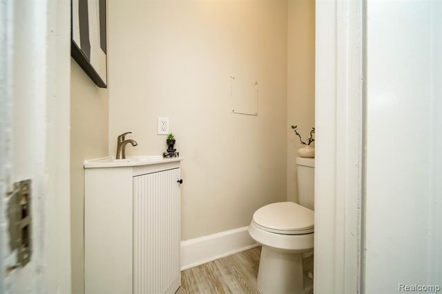 11399 Seminole, Redford, MI 48239