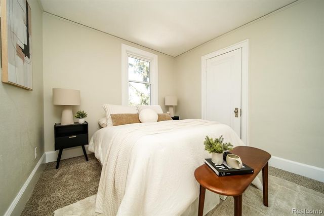 11399 Seminole, Redford, MI 48239