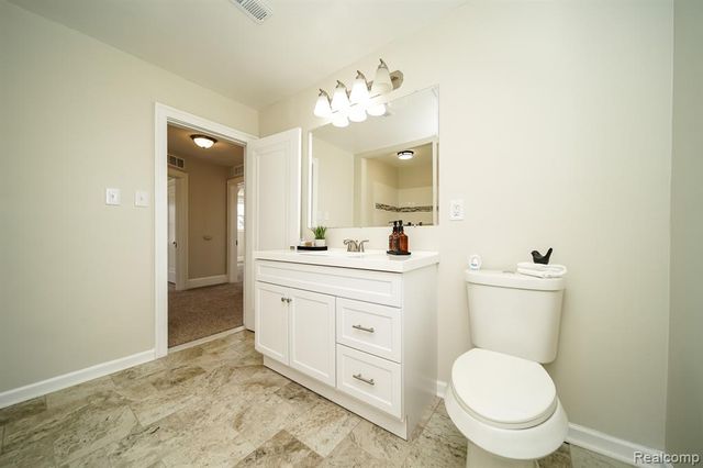 11399 Seminole, Redford, MI 48239