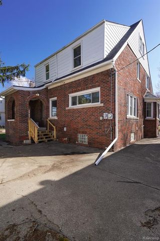 11399 Seminole, Redford, MI 48239