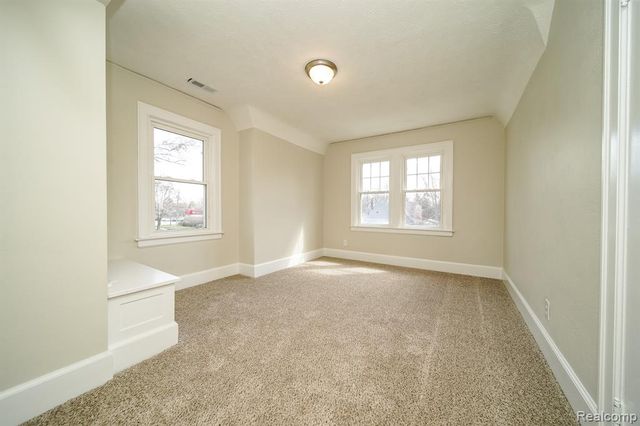 11399 Seminole, Redford, MI 48239