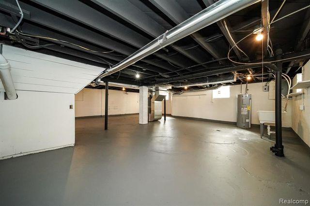 11399 Seminole, Redford, MI 48239