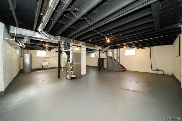 11399 Seminole, Redford, MI 48239