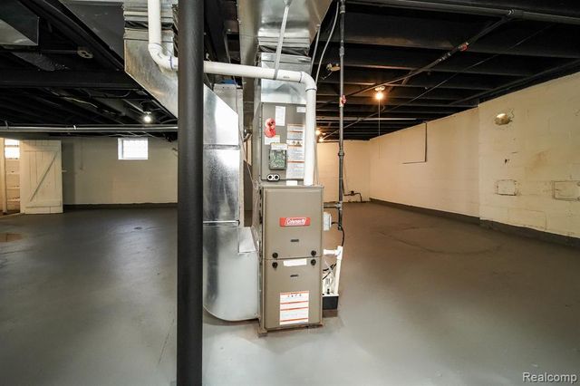 11399 Seminole, Redford, MI 48239