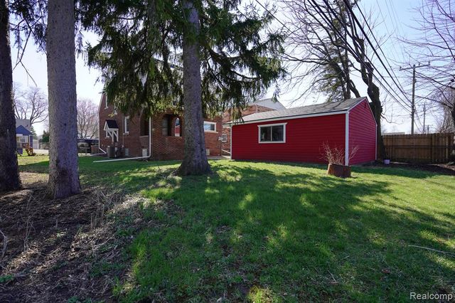 11399 Seminole, Redford, MI 48239
