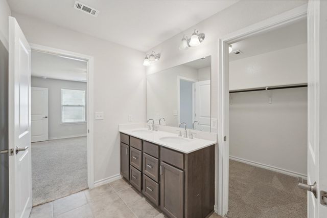 764 Long Run, Liberty Hill, TX 78642