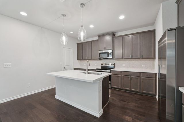 764 Long Run, Liberty Hill, TX 78642