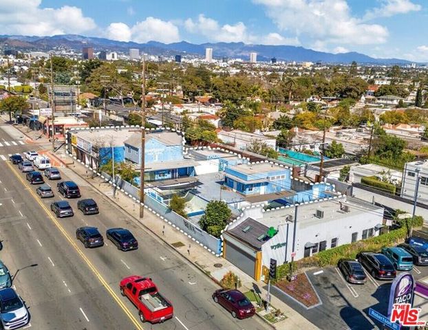 2600 S Robertson Boulevard, Los Angeles, CA 90034