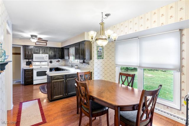 123 Woodcrest Court, Elyria, OH 44035