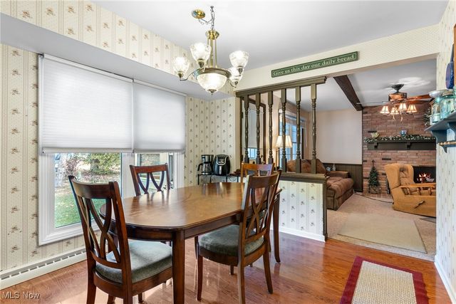 123 Woodcrest Court, Elyria, OH 44035