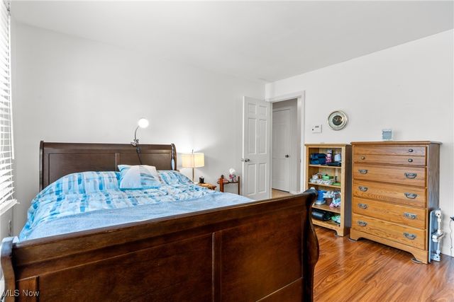 123 Woodcrest Court, Elyria, OH 44035