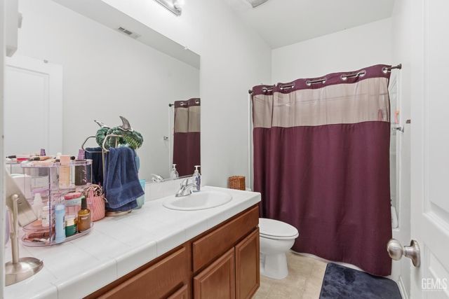 9419 Ceres Street, Bakersfield, CA 93306