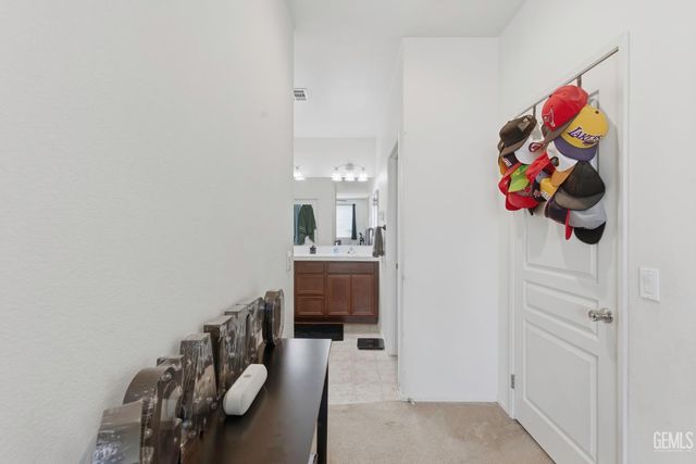 9419 Ceres Street, Bakersfield, CA 93306