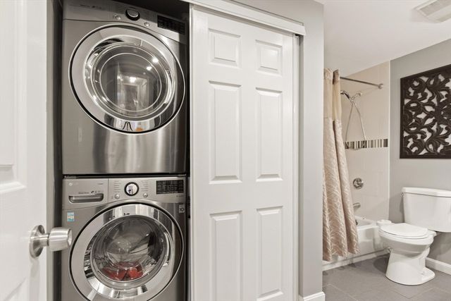 22 Ninth 107, Medford, MA 02155