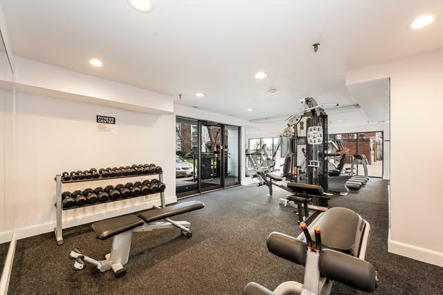 22 Ninth 107, Medford, MA 02155