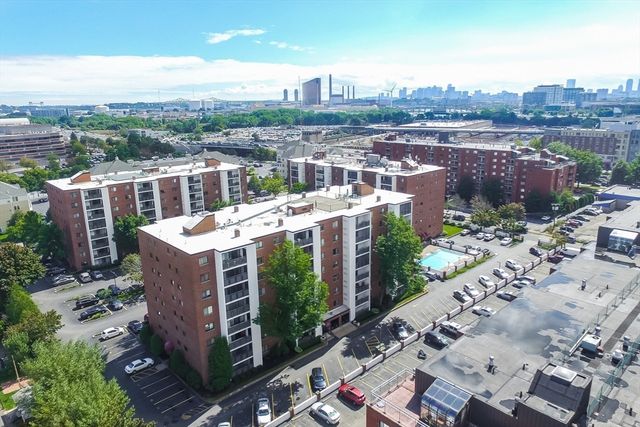 22 Ninth 107, Medford, MA 02155