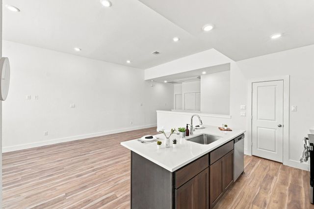 6055 Cebra Street, Houston, TX 77091