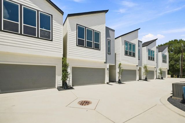 6055 Cebra Street, Houston, TX 77091