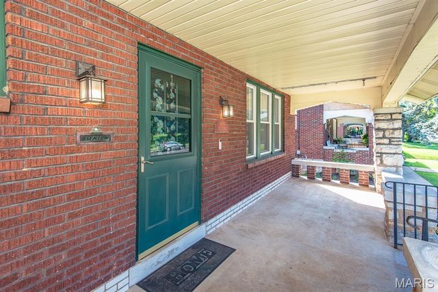 3666 Loughborough Avenue, St Louis, MO 63116