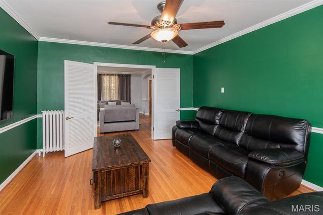 3666 Loughborough Avenue, St Louis, MO 63116