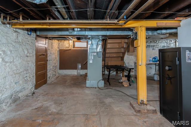 3666 Loughborough Avenue, St Louis, MO 63116