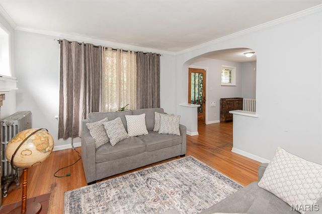 3666 Loughborough Avenue, St Louis, MO 63116