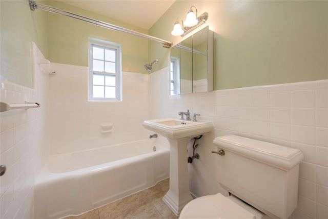 1225 NW 4th Ave, Fort Lauderdale, FL 33311