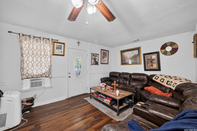 3202 Annarose, San Antonio, TX 78211