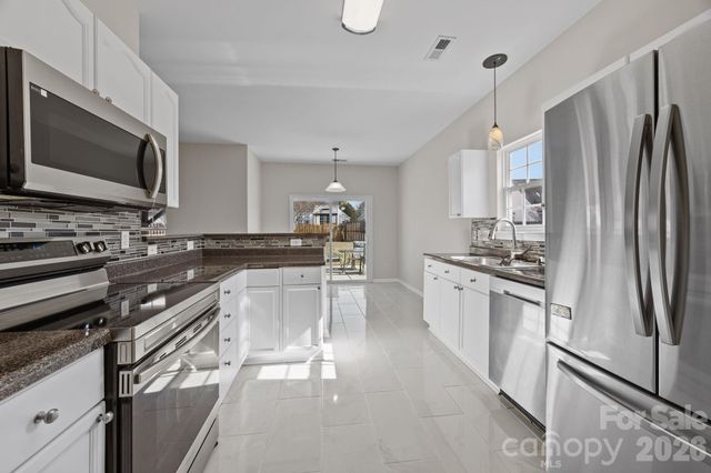 14219 Lynderwood Court, Charlotte, NC 28273