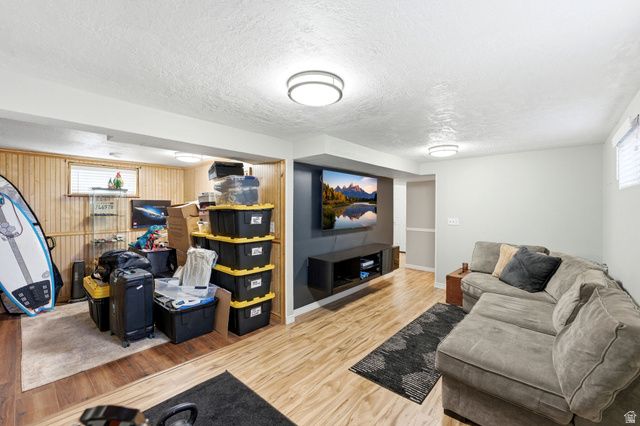 935 E 900 N, Bountiful, UT 84010