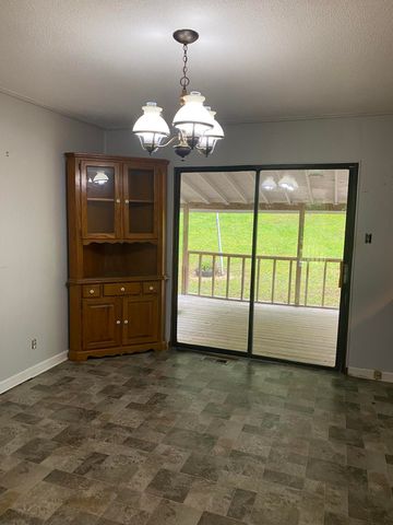 697 Newt Johnson Road, Chickamauga, GA 30707