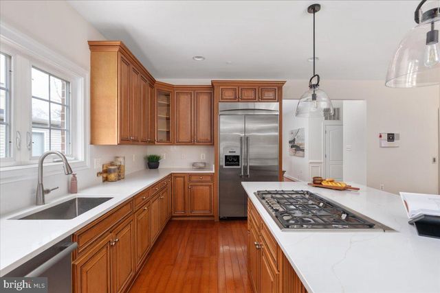 7808 WINTERBERRY PL, Bethesda, MD 20817