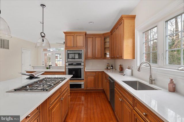 7808 WINTERBERRY PL, Bethesda, MD 20817