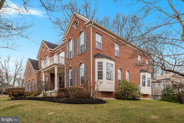 7808 WINTERBERRY PL, Bethesda, MD 20817