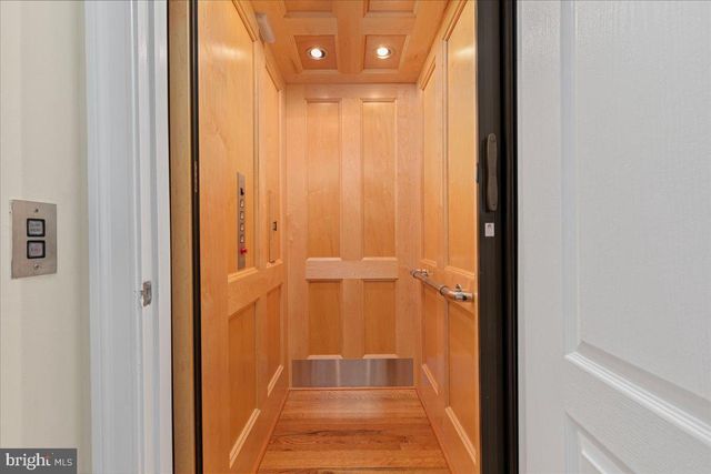 7808 WINTERBERRY PL, Bethesda, MD 20817