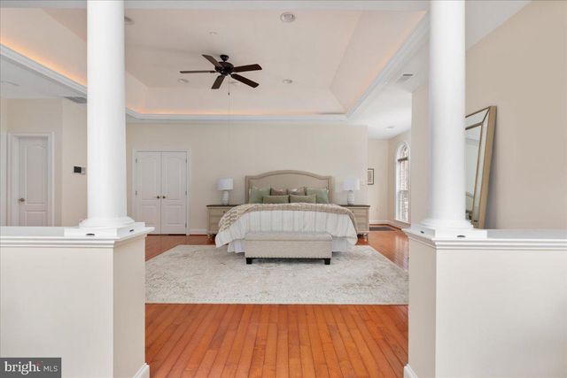 7808 WINTERBERRY PL, Bethesda, MD 20817