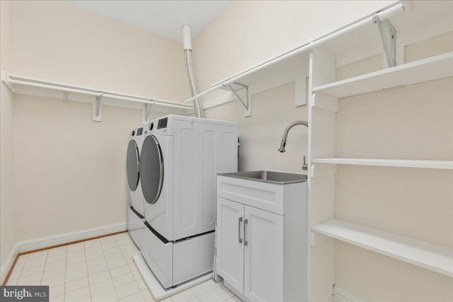 7808 WINTERBERRY PL, Bethesda, MD 20817