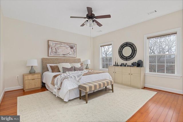 7808 WINTERBERRY PL, Bethesda, MD 20817