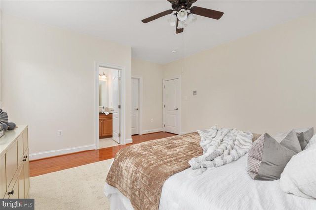 7808 WINTERBERRY PL, Bethesda, MD 20817