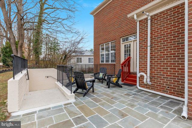 7808 WINTERBERRY PL, Bethesda, MD 20817