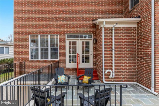 7808 WINTERBERRY PL, Bethesda, MD 20817