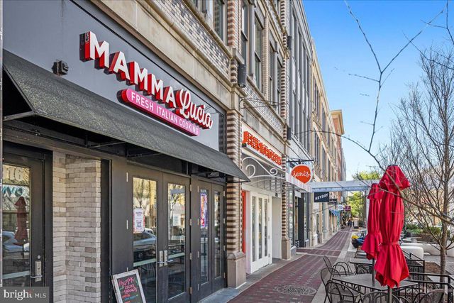 7808 WINTERBERRY PL, Bethesda, MD 20817