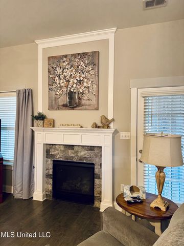 521 Abey Lane, Hernando, MS 38632