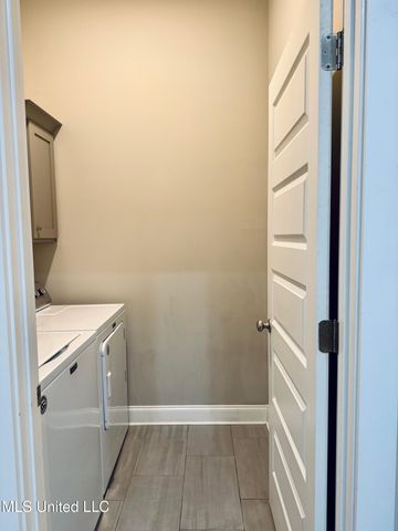 521 Abey Lane, Hernando, MS 38632