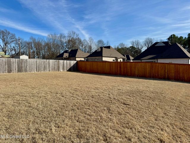 521 Abey Lane, Hernando, MS 38632