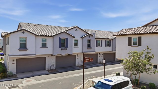 9923 E WAVELENGTH Avenue, Mesa, AZ 85212