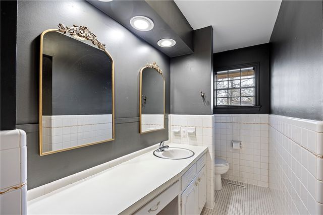 200 E 6th Street, Russellville, AR 72801