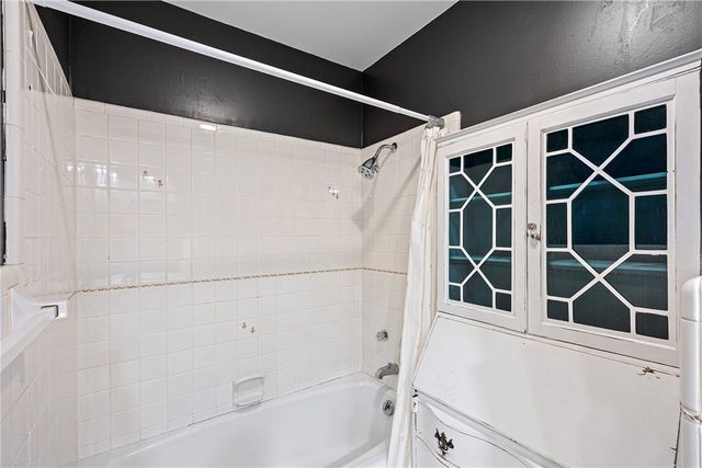 200 E 6th Street, Russellville, AR 72801