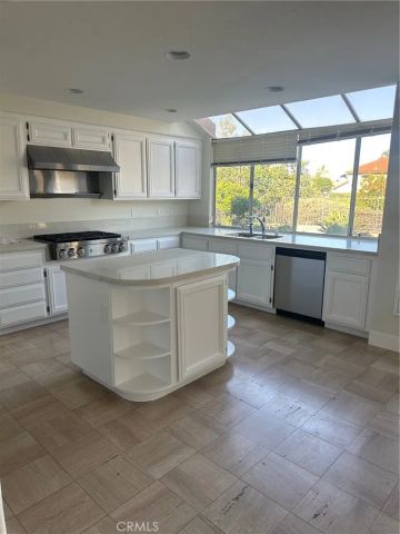 28451 Fieldbrook, Mission Viejo, CA 92692