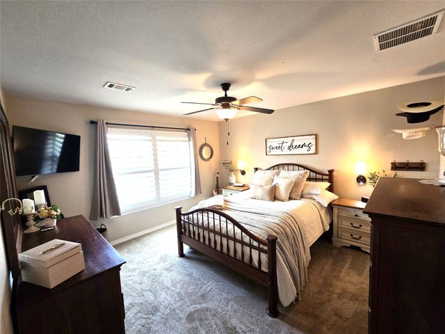 2462 Mcconnell Road, Gunter, TX 75058
